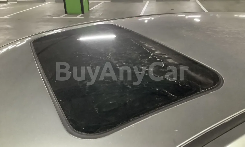 Vehicle photo 5