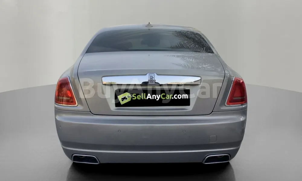 Vehicle photo 2