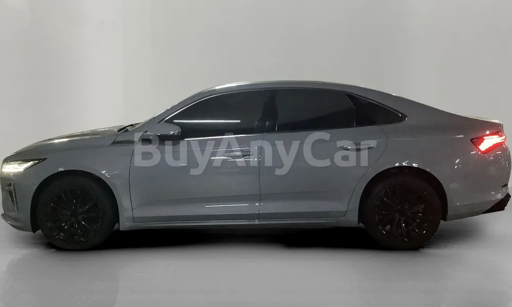 Vehicle photo 4