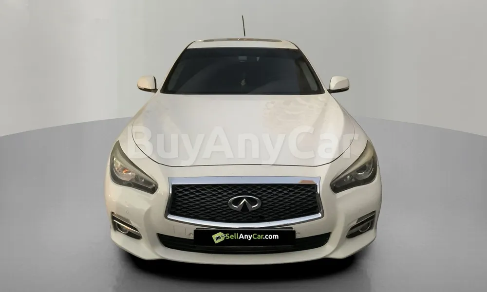 Vehicle photo 1