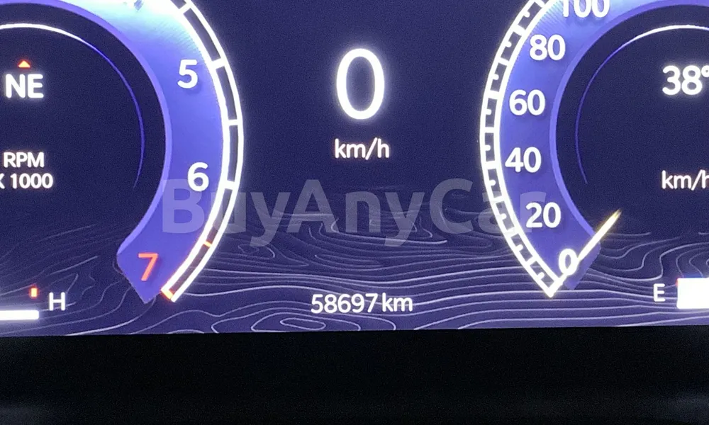 Vehicle photo 8