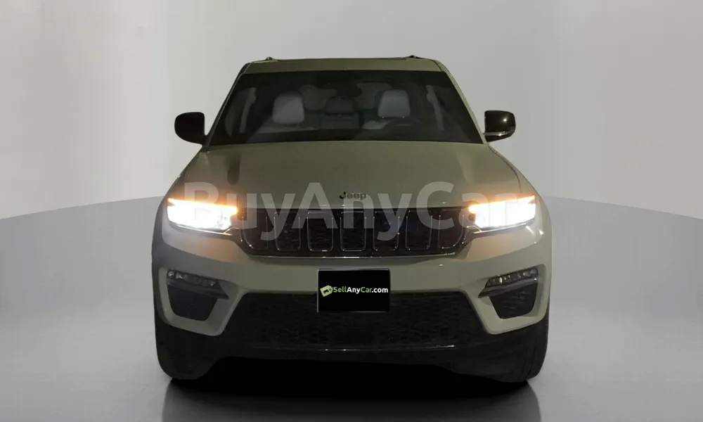 Vehicle photo 1