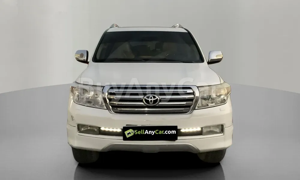 Vehicle photo 1