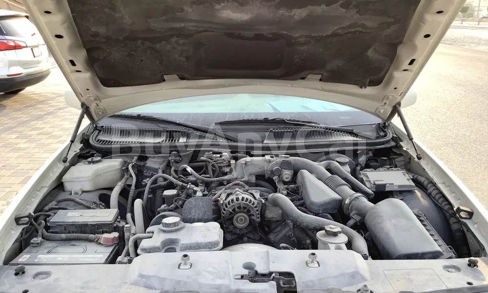 Vehicle photo 6