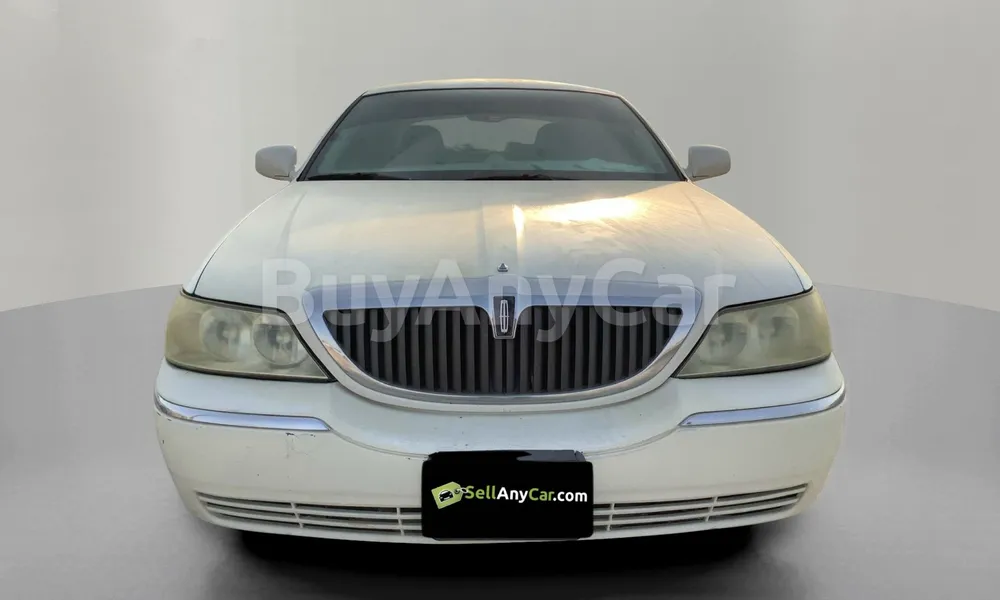 Vehicle photo 1