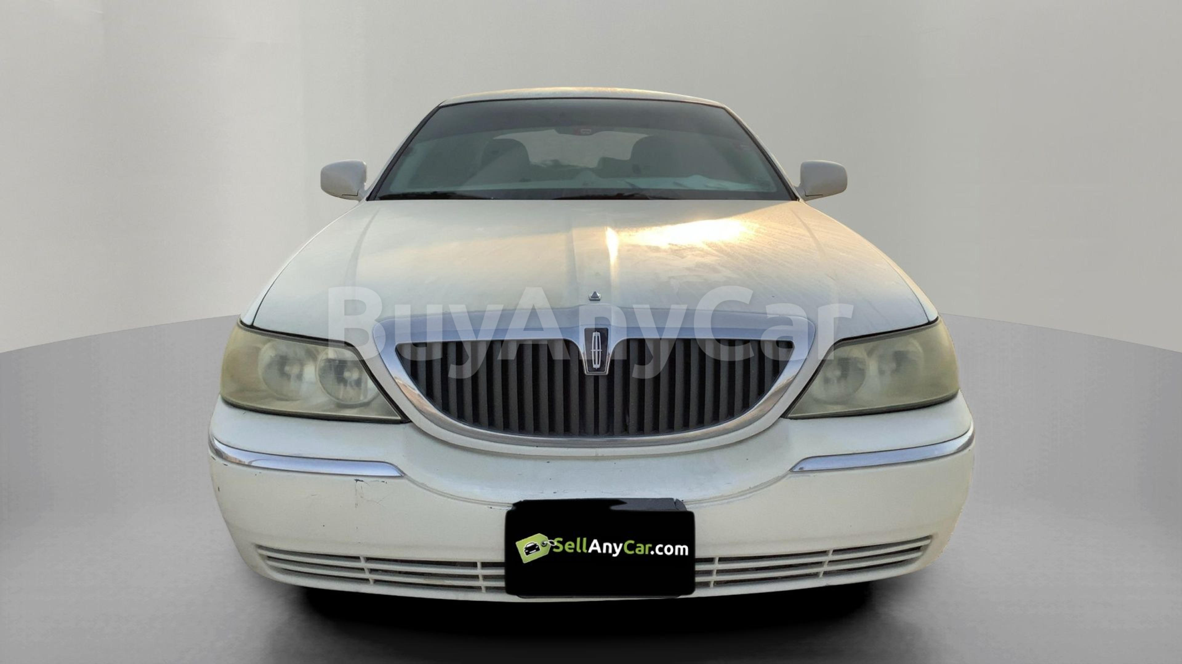 Lincoln Town Car 2005