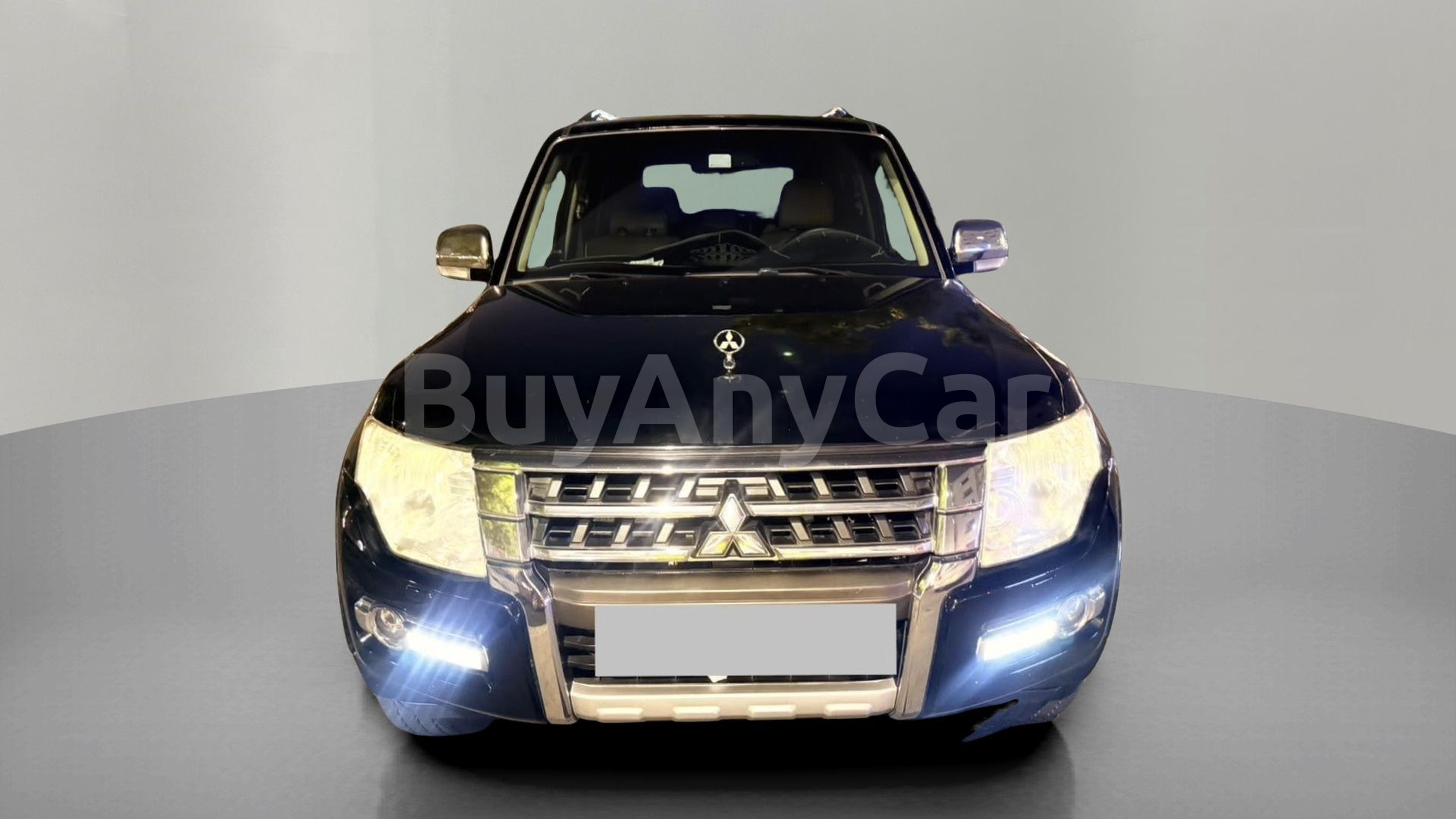 Mitsubishi Pajero 2015