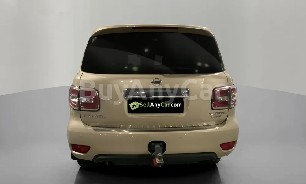 Vehicle photo 2