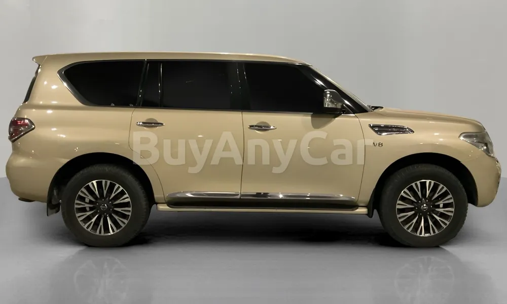 Vehicle photo 3