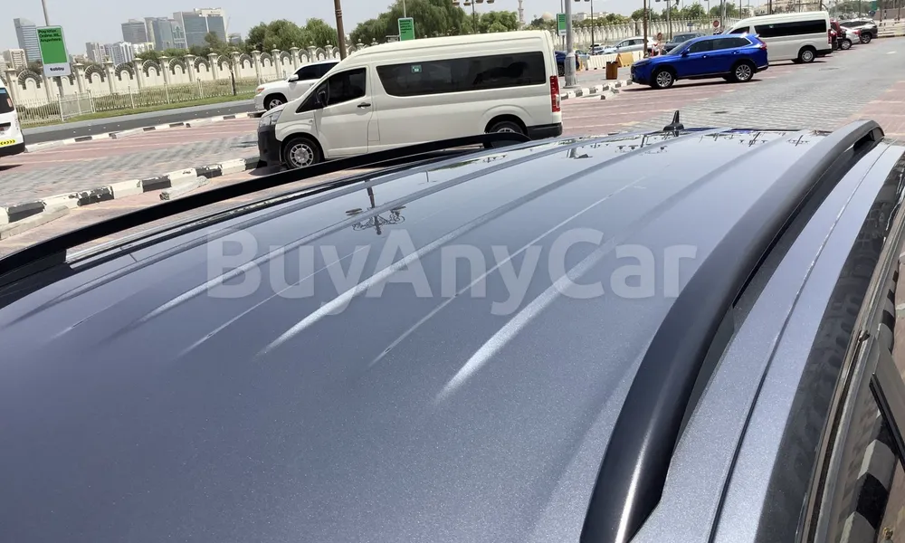 Vehicle photo 5