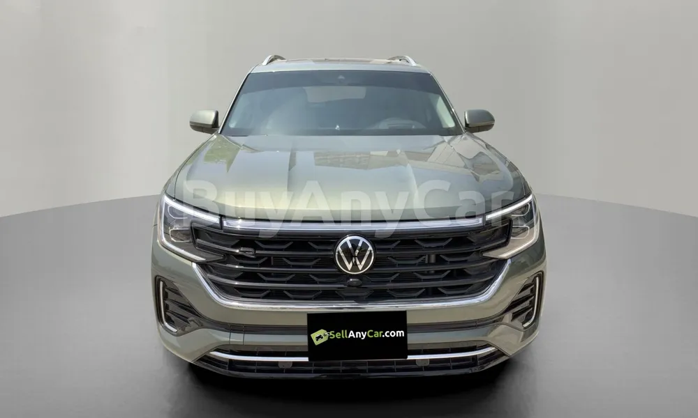 Vehicle photo 1