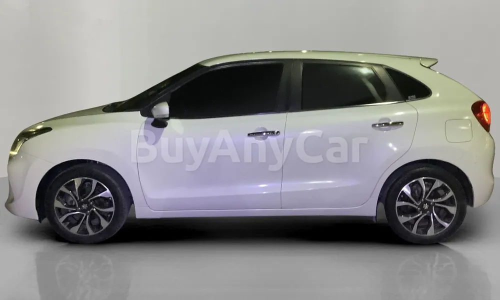 Vehicle photo 6