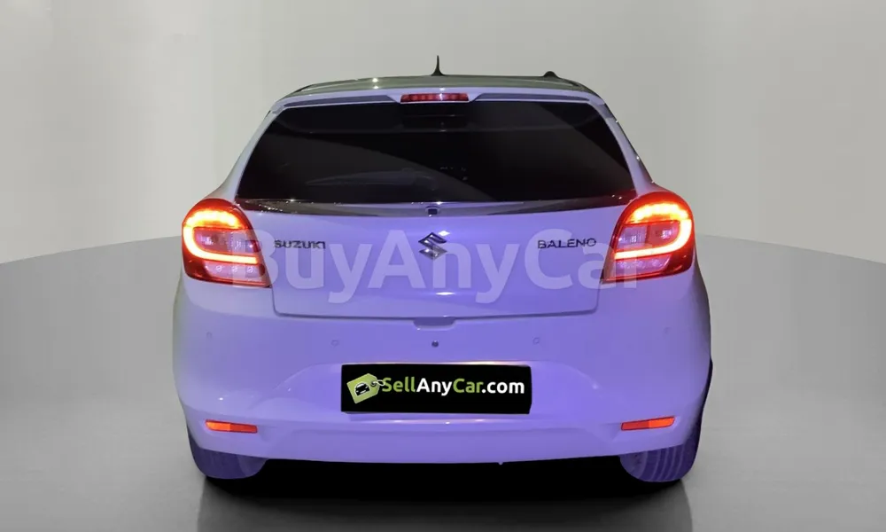 Vehicle photo 3