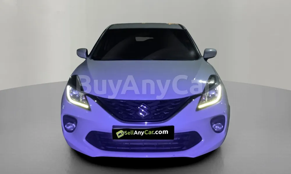 Vehicle photo 2