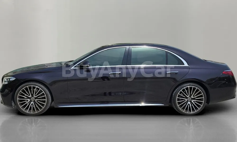 Vehicle photo 3