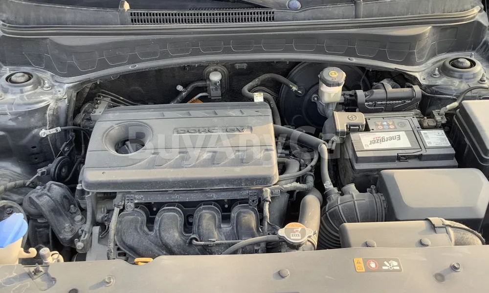 Vehicle photo 7