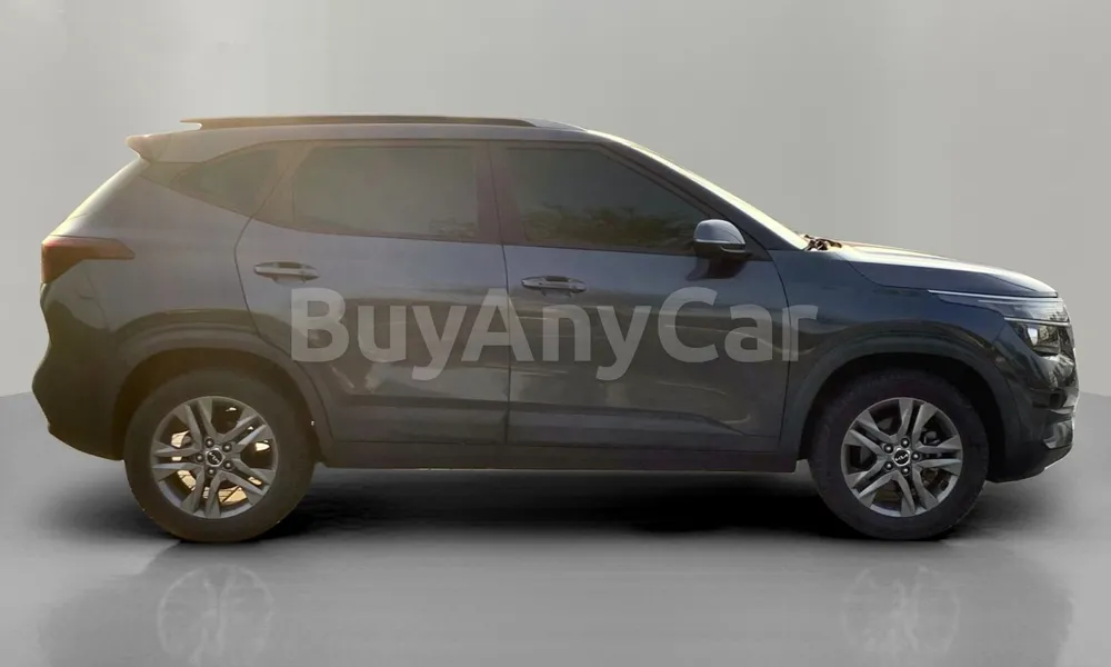 Vehicle photo 3