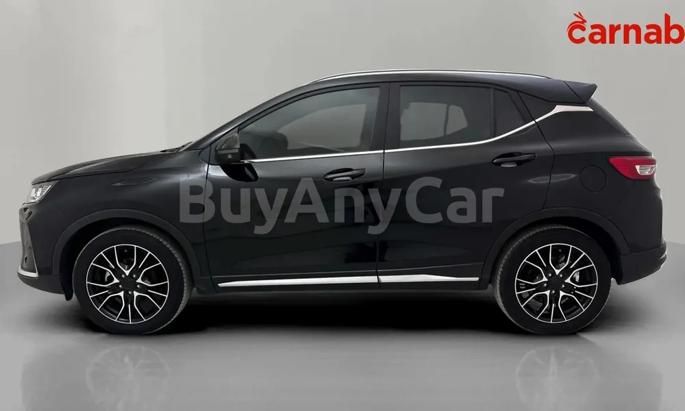 Vehicle photo 4