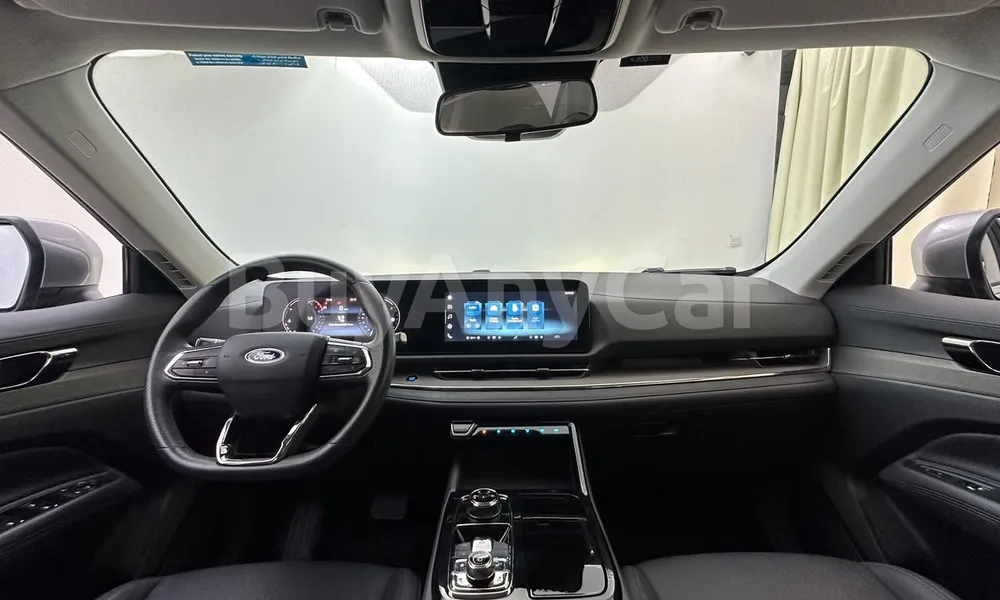 Vehicle photo 7