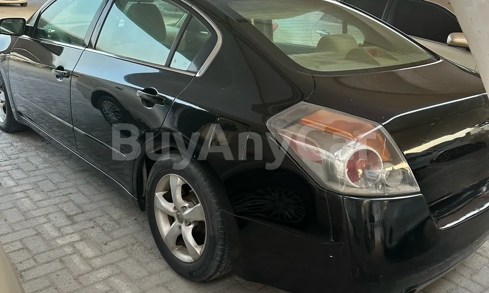 Vehicle photo 5