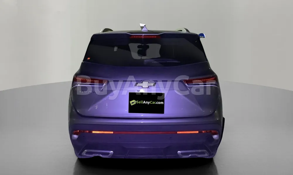 Vehicle photo 2