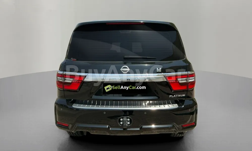 Vehicle photo 2