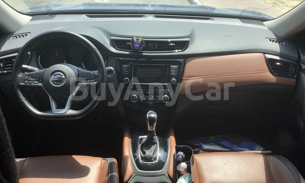 Vehicle photo 9