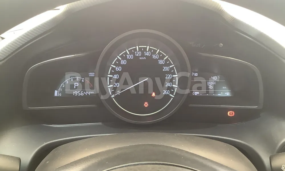 Vehicle photo 7