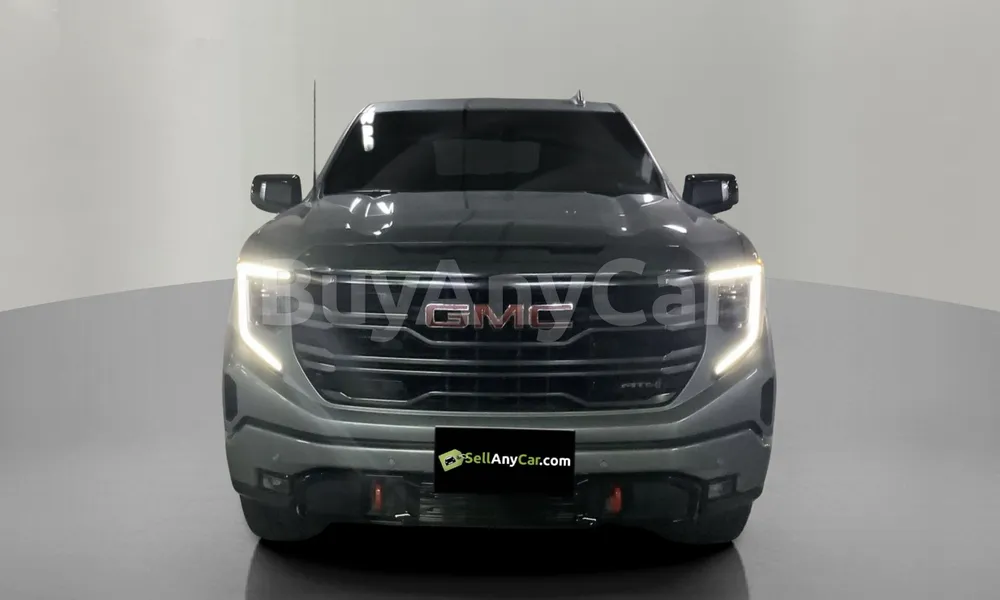 Vehicle photo 1