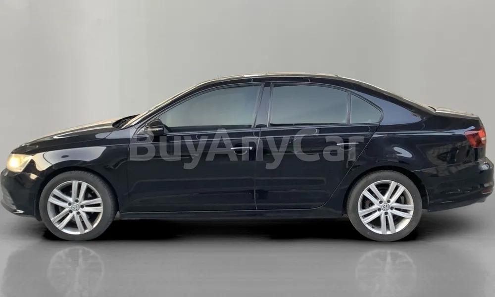Vehicle photo 4
