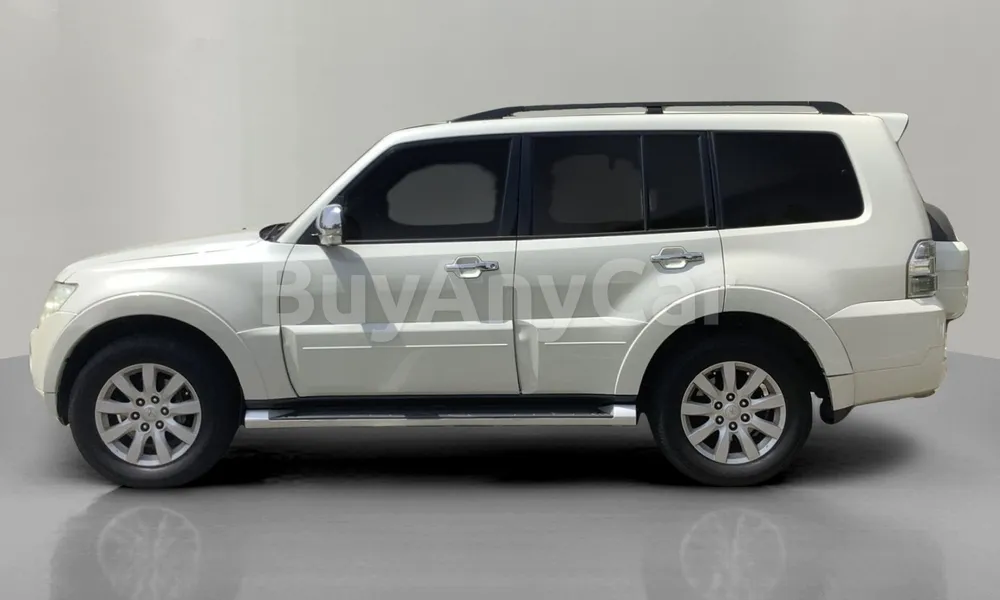 Vehicle photo 4
