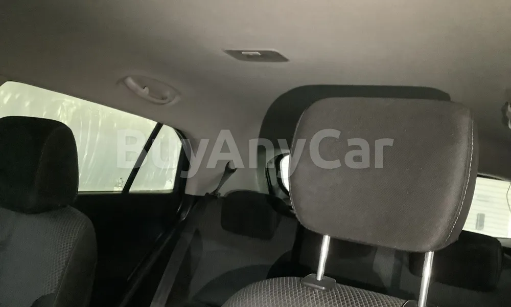 Vehicle photo 9