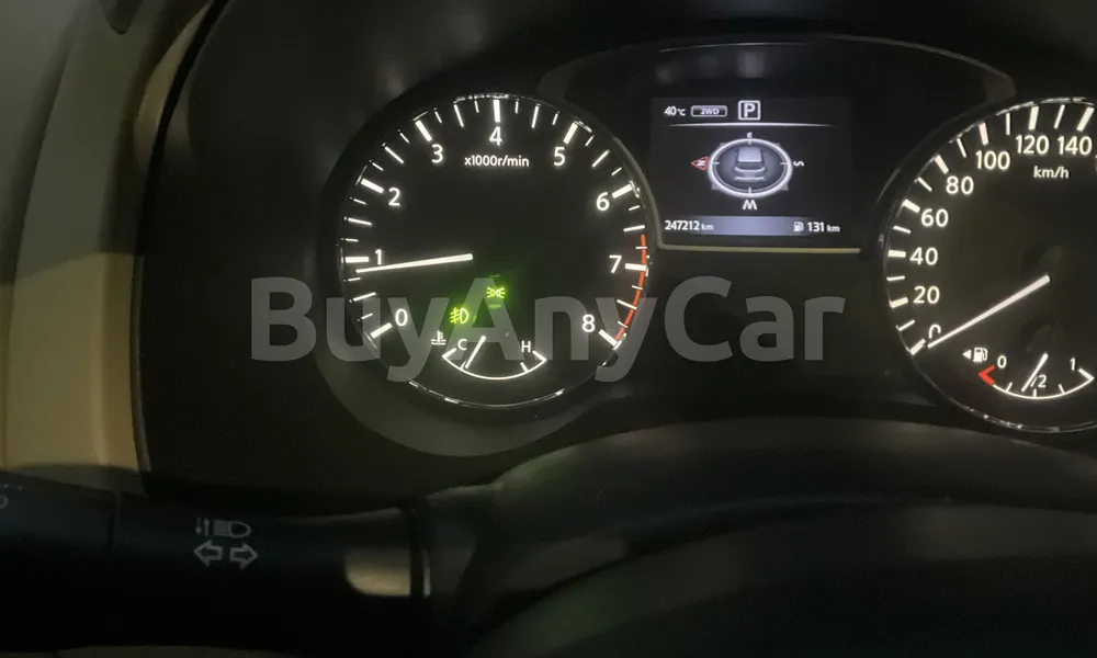 Vehicle photo 7