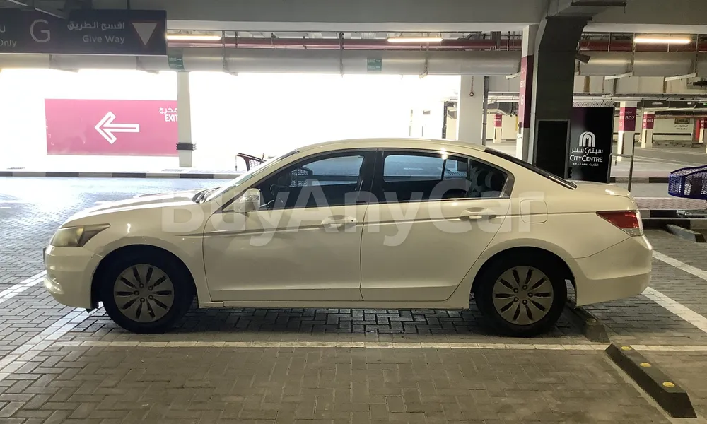 Vehicle photo 5