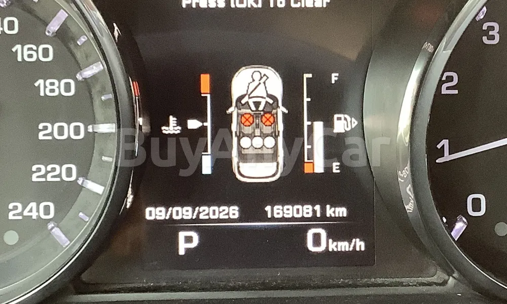 Vehicle photo 8