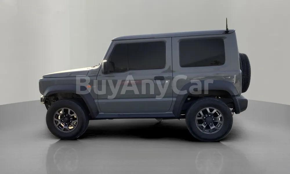 Vehicle photo 4