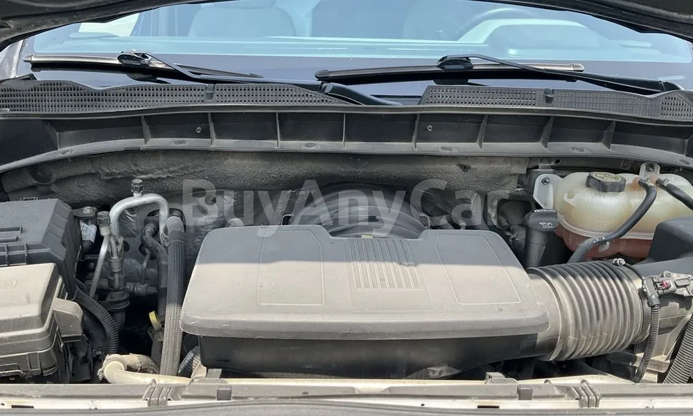Vehicle photo 6