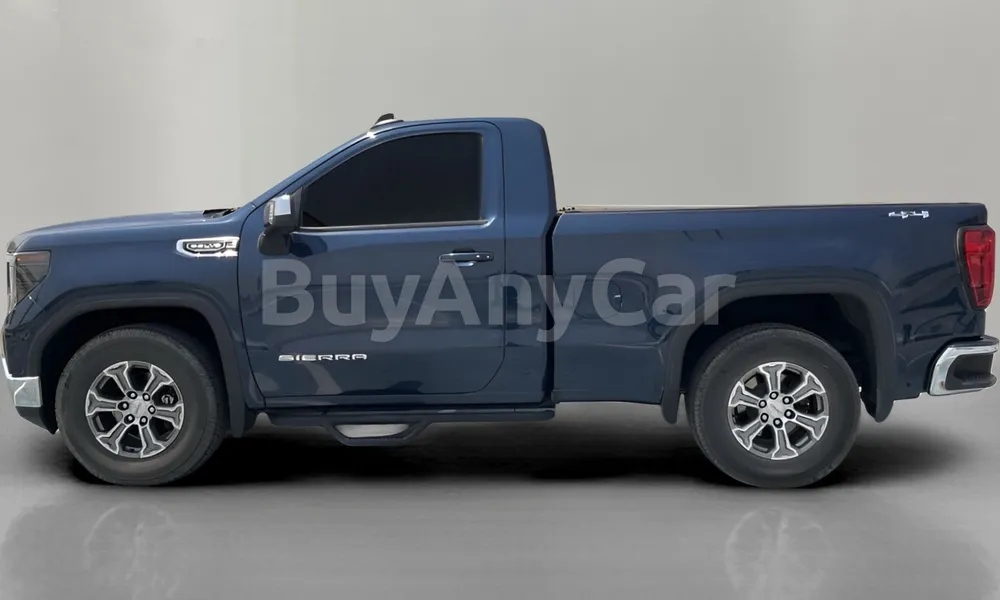 Vehicle photo 4