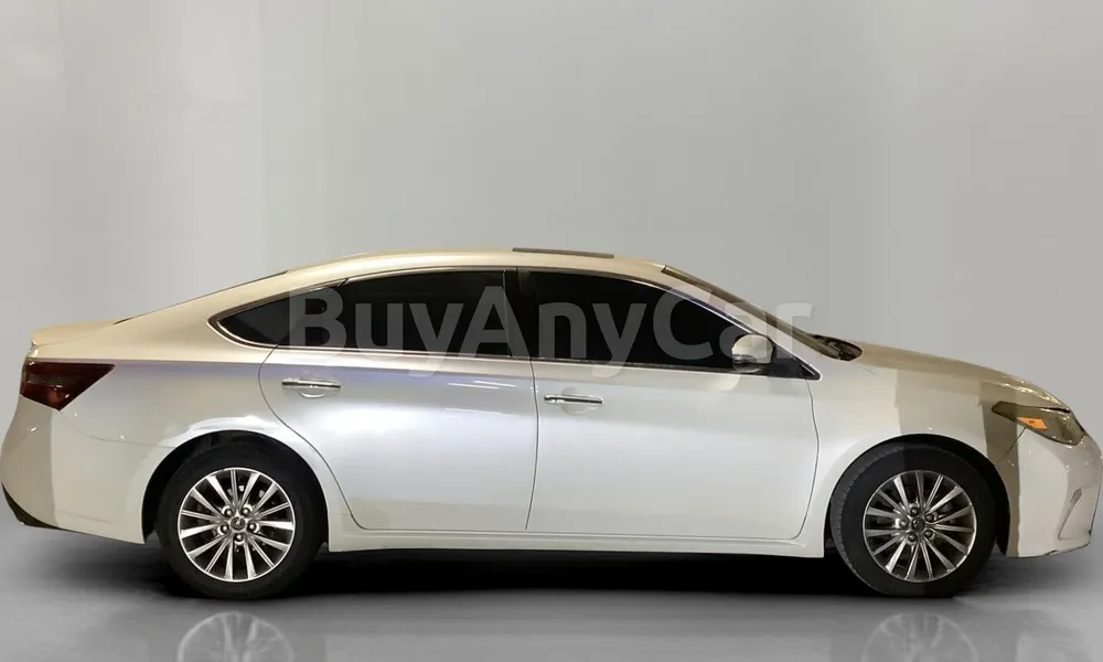 Vehicle photo 3