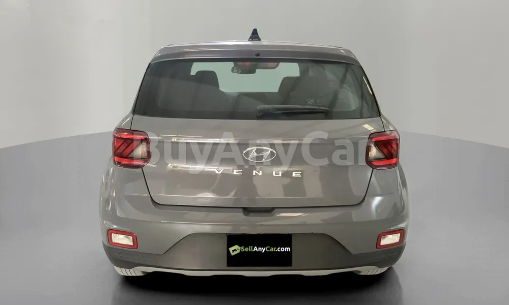 Vehicle photo 2
