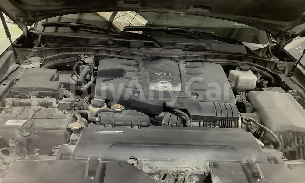 Vehicle photo 8