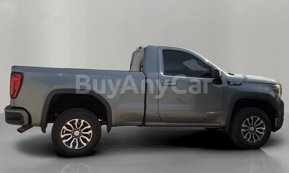 Vehicle photo 3
