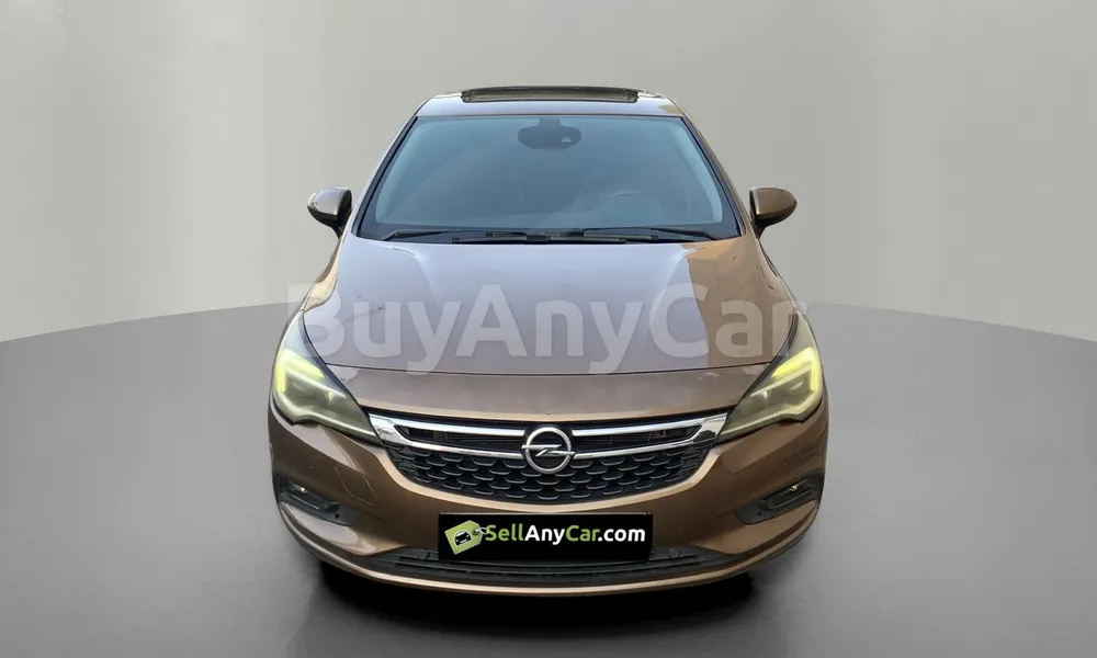 Vehicle photo 1