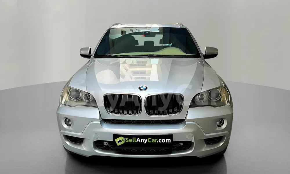 Vehicle photo 1