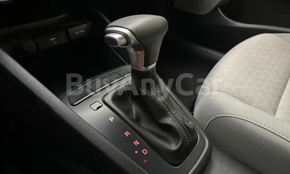 Vehicle photo 10