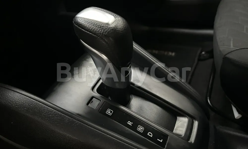Vehicle photo 10