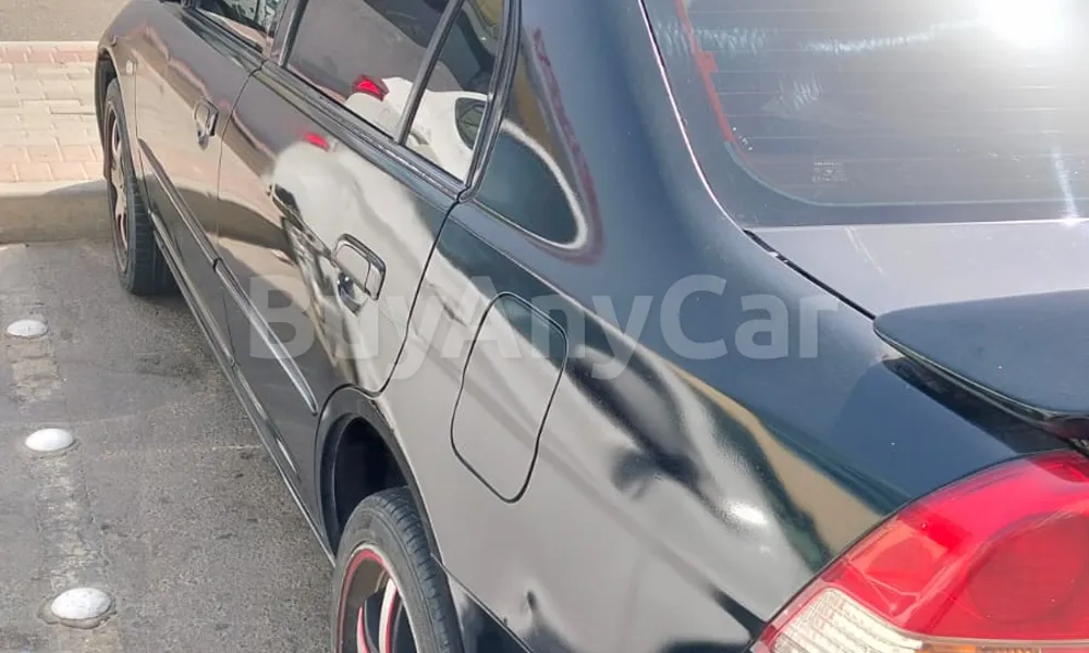 Vehicle photo 3
