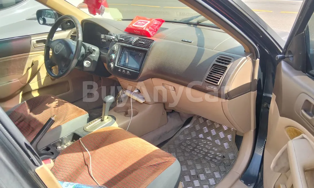 Vehicle photo 7