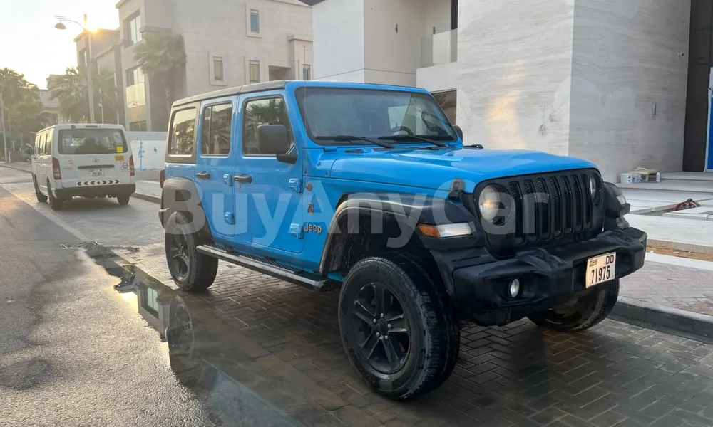 Vehicle photo 5