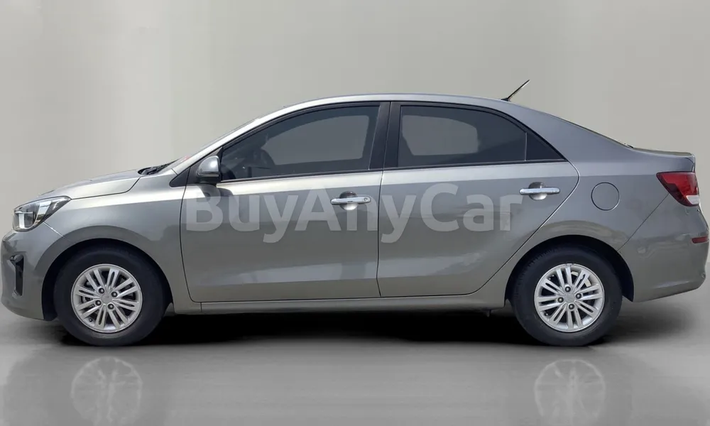 Vehicle photo 4